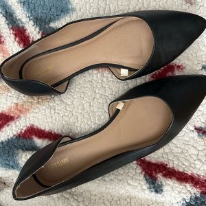 Black Pointed Flats